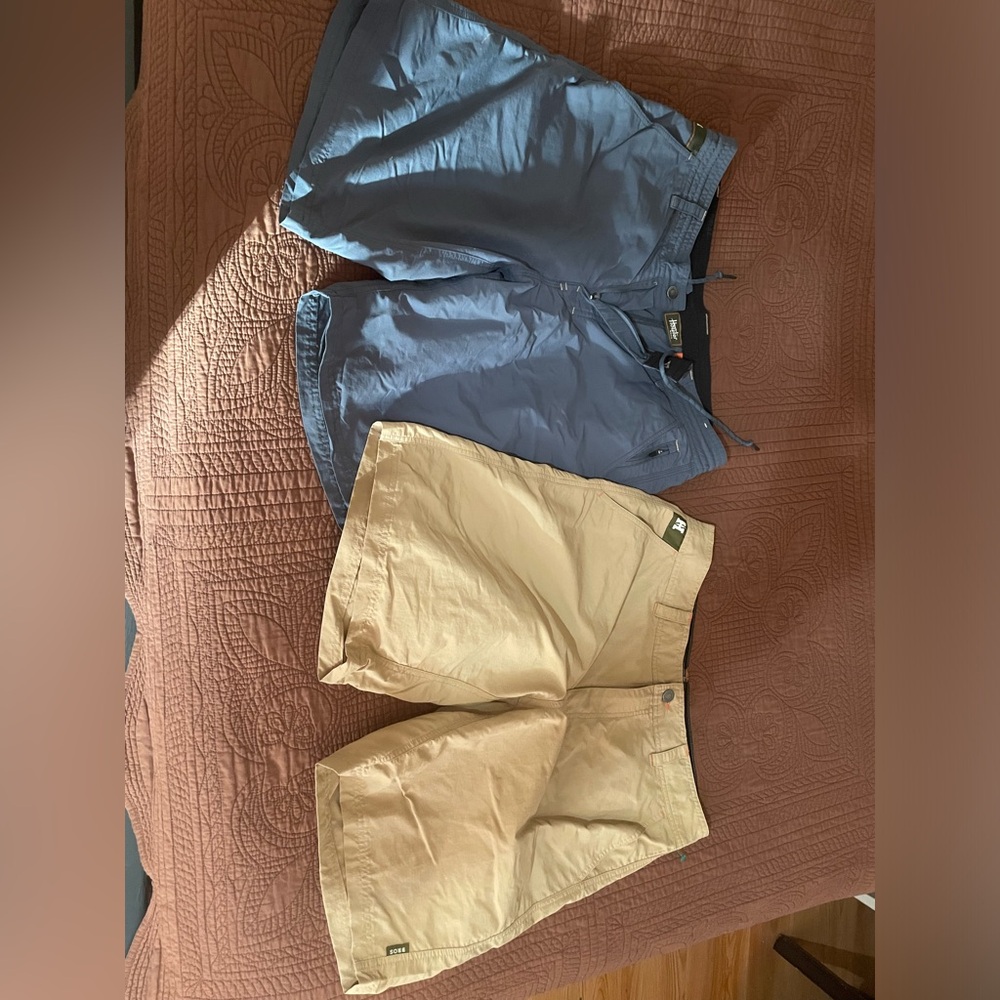Howler bro shorts